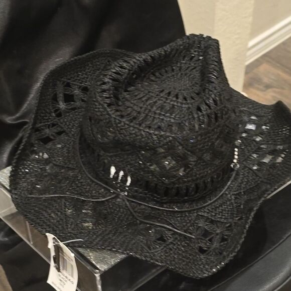 PeterGrimm Neto Drifter Hat w/Bone Choker‎